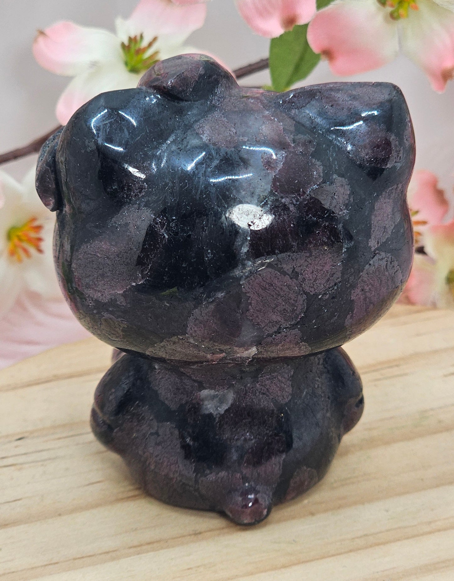 Garnet Hello Kitty Carving