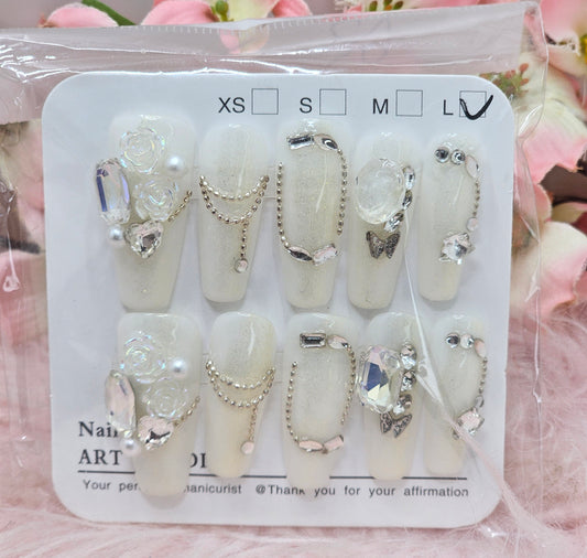 Press On Nails L26