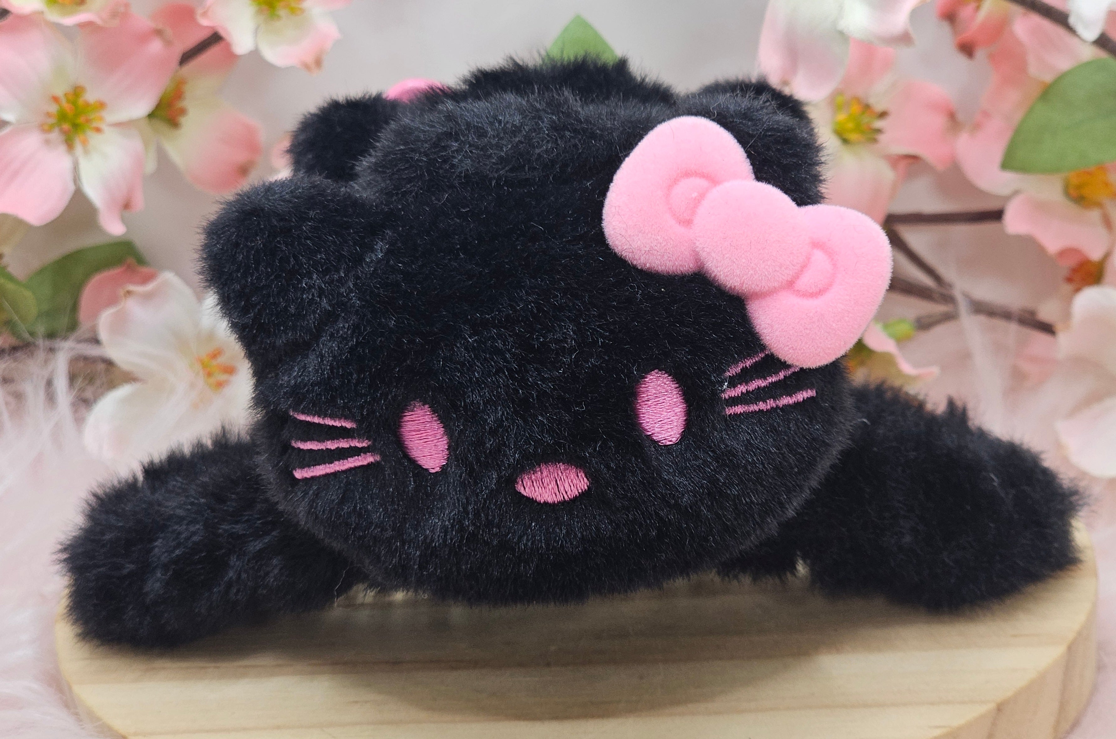 Large Hello Kitty Hair Claw