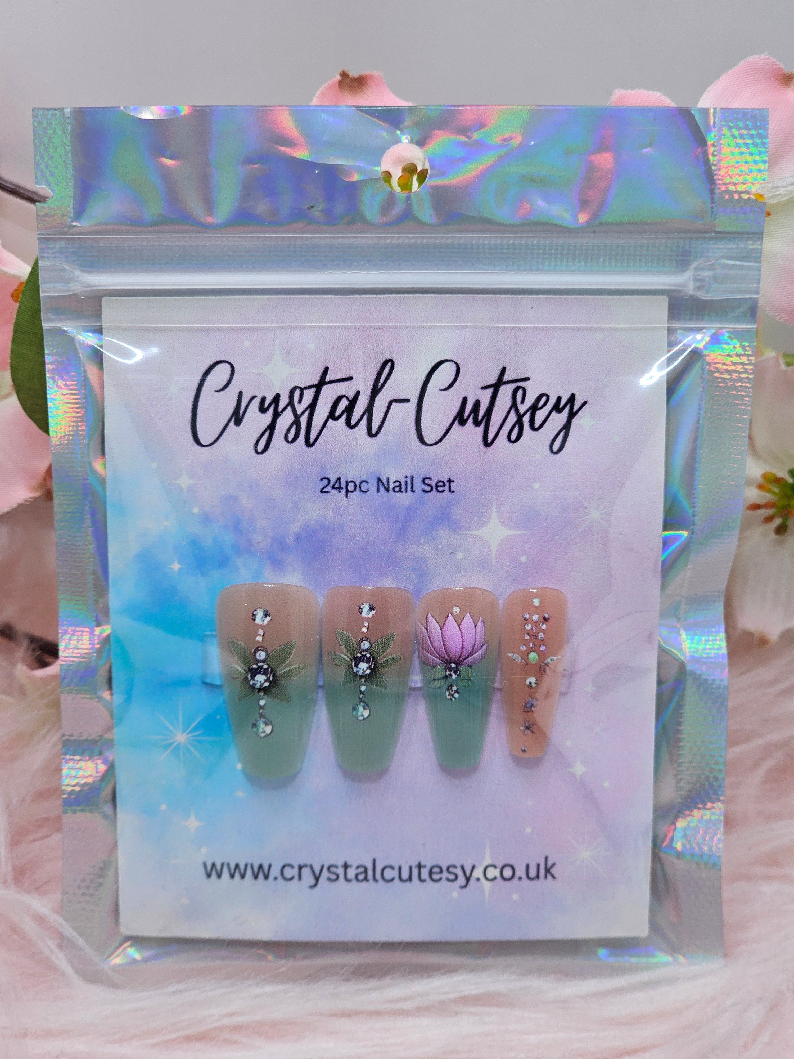 Lotus Press On Nails