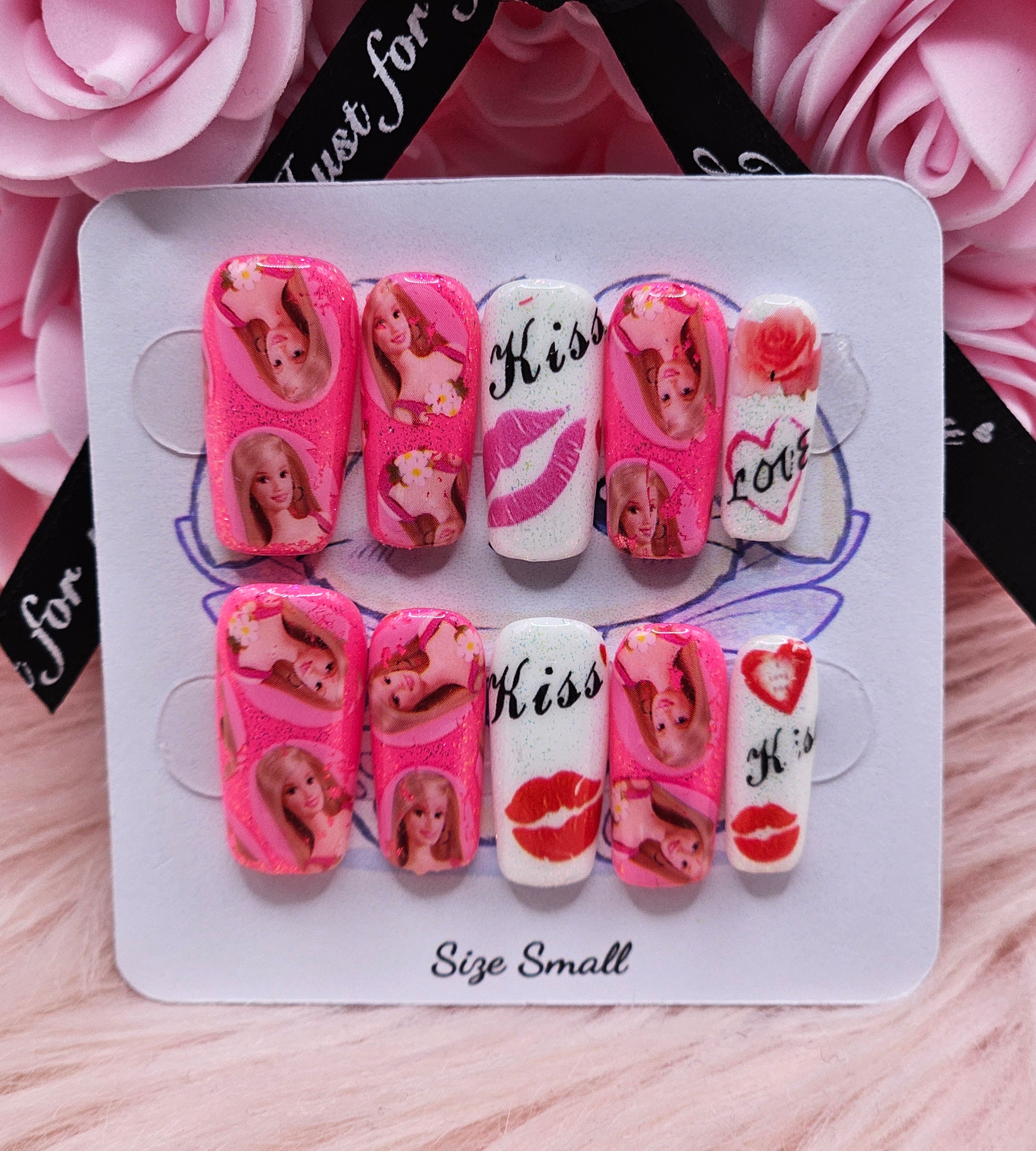 Barbie "Kiss" 10pc Nail Set - Small