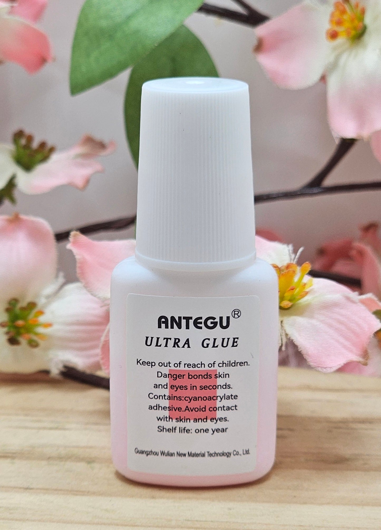 Nail Glue