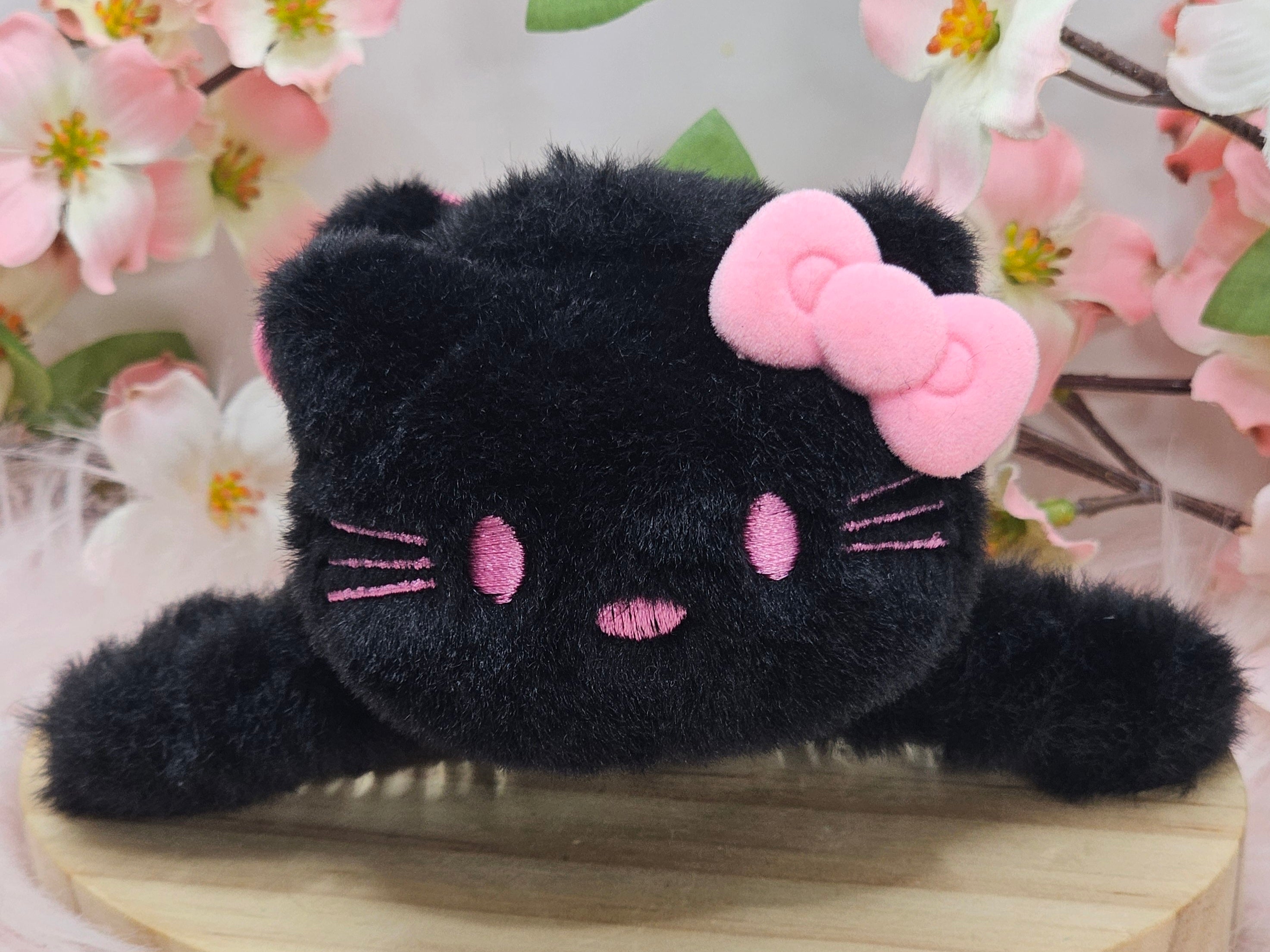Large Hello Kitty Hair Claw