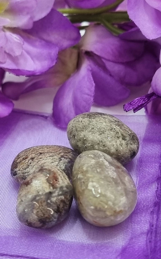 Thousand Layer Garden Quartz Tumbles